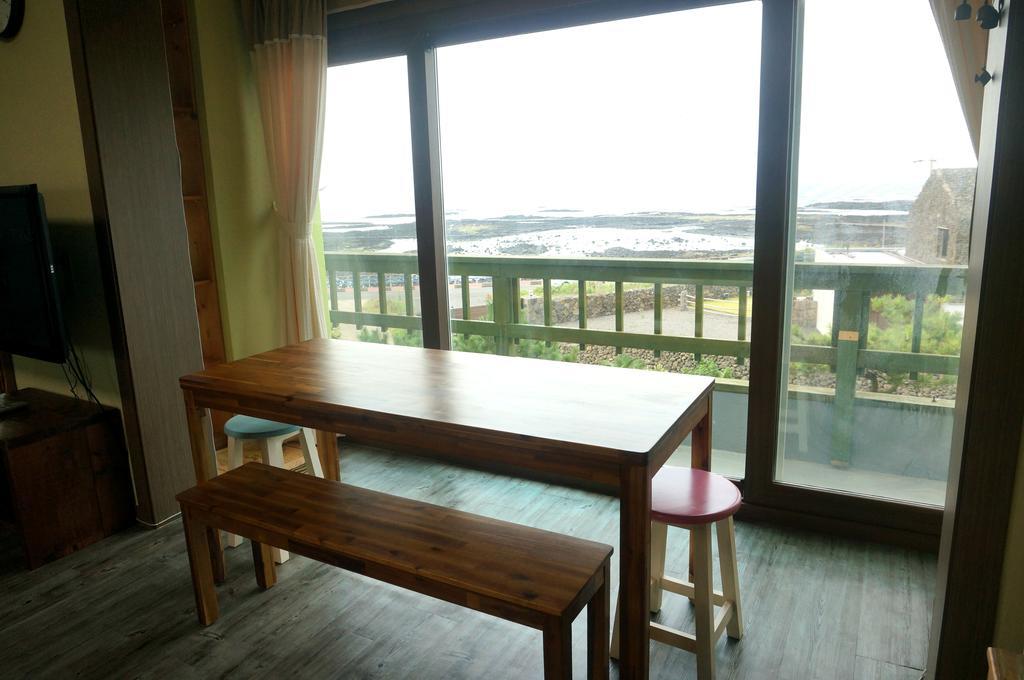 Nattrang Pension Jeju Exterior foto