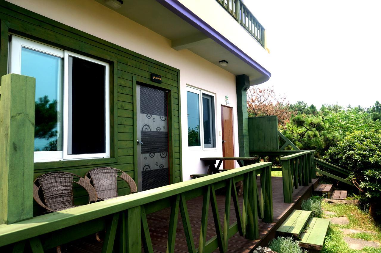 Nattrang Pension Jeju Exterior foto